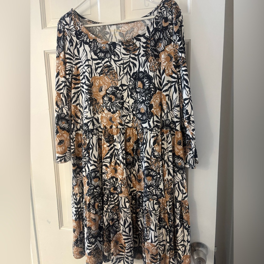 Lilly Pulitzer Floral Dress in Black, White, and Tan